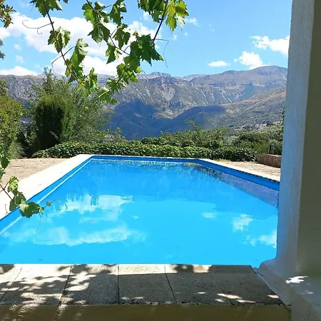 El Ayozar Chalet *
